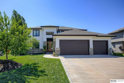 1606 Blue Sage Pkwy, Elkhorn, NE, 68022-2669 | Card Image