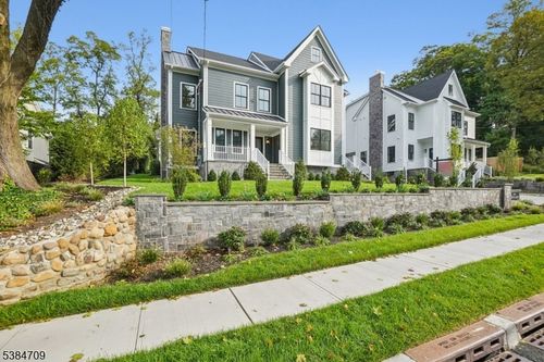 4-709 Springfield Ave, Summit, NJ, 07901-2345 | Card Image