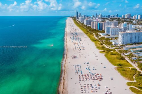 303-435 21st St, Miami Beach, FL, 33139-1704 | Card Image