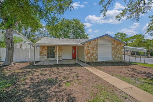 4811 Spring Meadow Cv, Austin, TX, 78744-3027 | Card Image