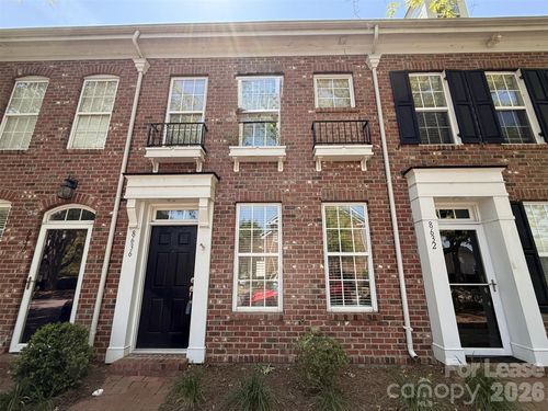 8636 Beaver Creek Dr, Charlotte, NC, 28269-2813 | Card Image