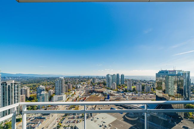 4010 - 4670 Assembly Way, Condo with 2 bedrooms, 2 bathrooms and 1 parking in Burnaby BC | Image 20