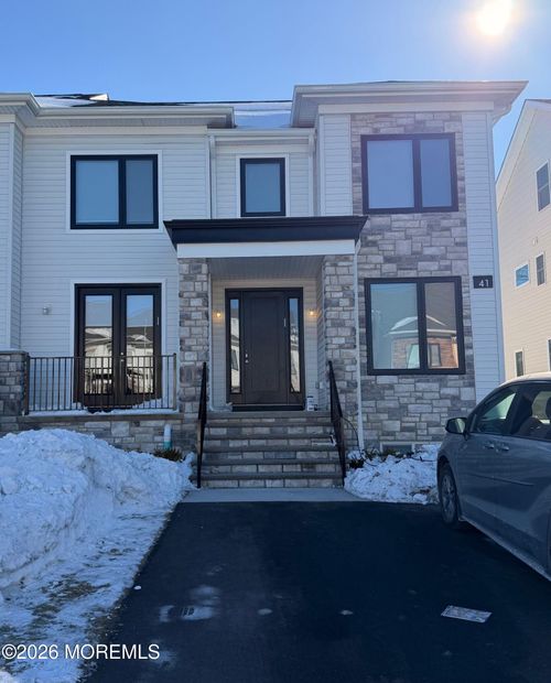 41 Payne Ave, Lakewood, NJ, 08701-5048 | Card Image