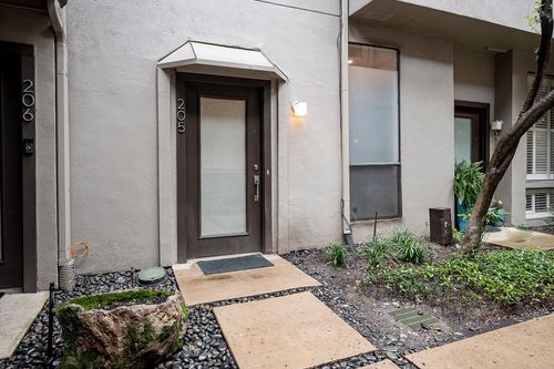 unit-205-3944 Buena Vista St, Dallas, TX, 75204-1672 | Card Image