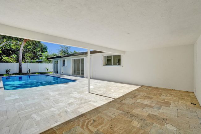 2111 Ne 35 Th St, House other with 3 bedrooms, 2 bathrooms and null parking in Lighthouse Point FL | Image 30