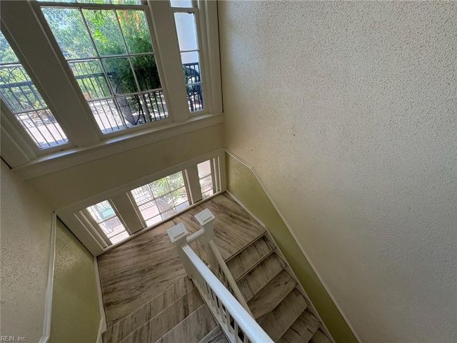 APT-7 - 1005 Colonial Ave, House attached with 1 bedrooms, 1 bathrooms and null parking in Norfolk VA | Image 6