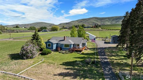 1641 Payne Rd, Ellensburg, WA, 98926-8448 | Card Image
