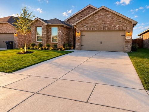 1911 Cherokee Ln, Cleburne, TX, 76033-4458 | Card Image
