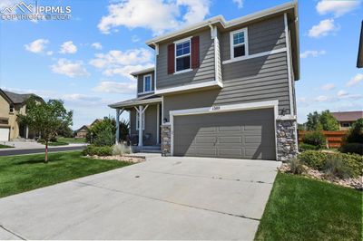 1303 Yellow Granite Way, House other with 3 bedrooms, 2 bathrooms and 2 parking in Monument CO | Image 2