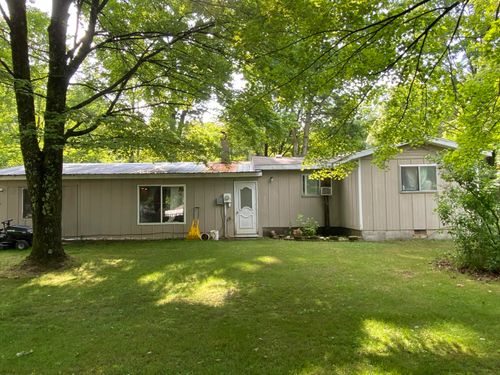 872 S Ransom Rd, White Cloud, MI, 49349-9080 | Card Image