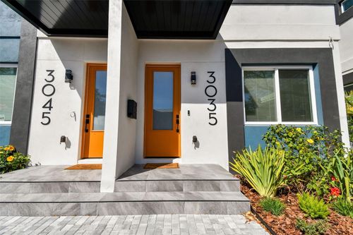 3035 1st Ave S, SAINT PETERSBURG, FL, 33712-1038 | Card Image
