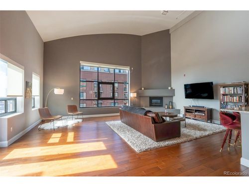 301-930 Acoma St, Denver, CO, 80204-4047 | Card Image