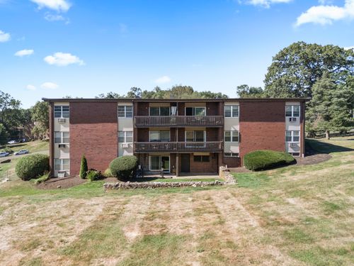 apt-16-26 Balance Rock Rd, Seymour, CT, 06483-6015 | Card Image