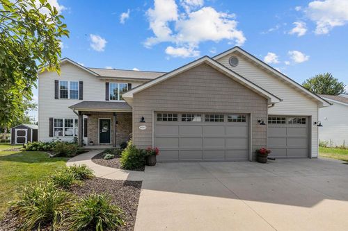 W6967 Glen Valley Drive, GREENVILLE, WI, 54942 | Card Image