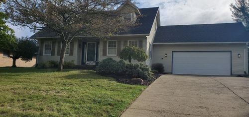 15810 Sunset Blvd, Wapakoneta, OH, 45895-9474 | Card Image