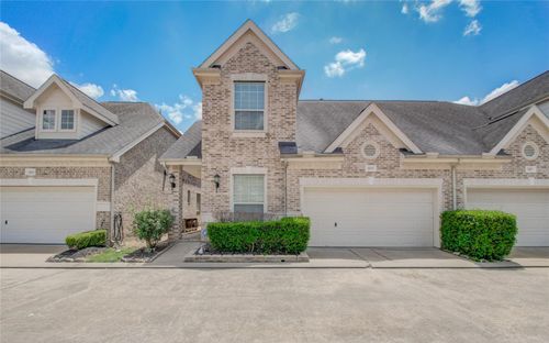 3207 Holly Crossing Dr, Houston, TX, 77042-4262 | Card Image
