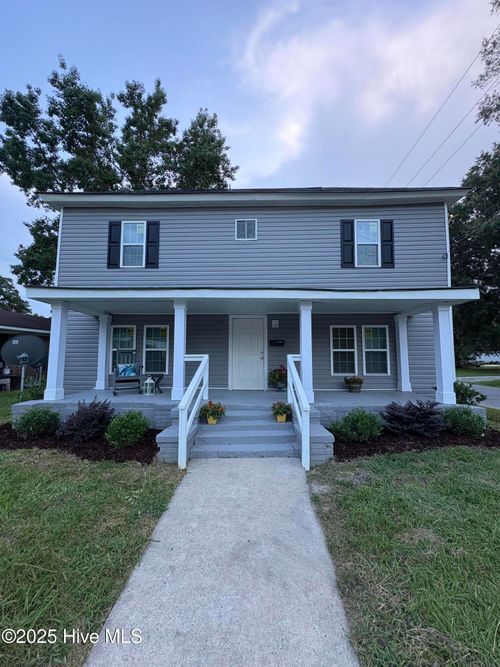 4318 Martin Luther King Jr St, Ayden, NC, 28513-7112 | Card Image