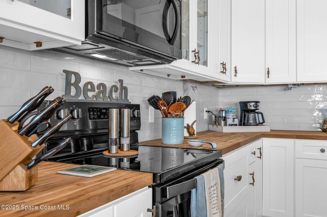 B - 18 Vip Is, House other with 2 bedrooms, 2 bathrooms and null parking in Grant FL | Image 22