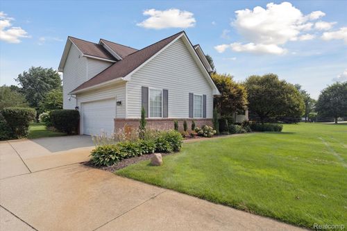 133 Zeer Blvd, Clarkston, MI, 48348-1486 | Card Image