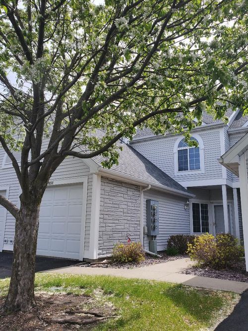 1858 Tiffany Cove Ln Sw, Rochester, MN, 55902-1126 | Card Image