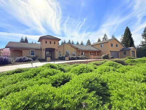 9060 Stockhorse Ln, Granite Bay, CA, 95746-7165 | Card Image