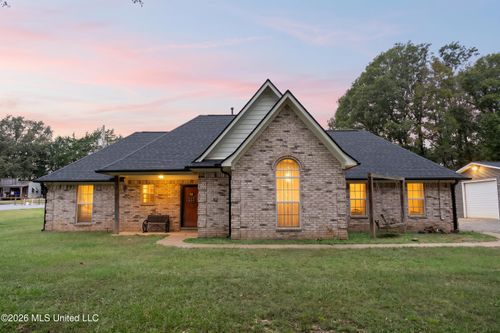 313 Springrun Rd, Coldwater, MS, 38618-8302 | Card Image