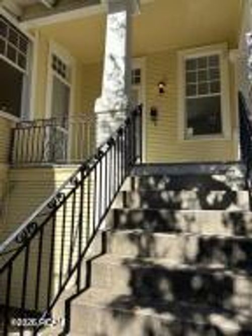 2004 Pine Street, New Orleans, LA, 70118 | Card Image