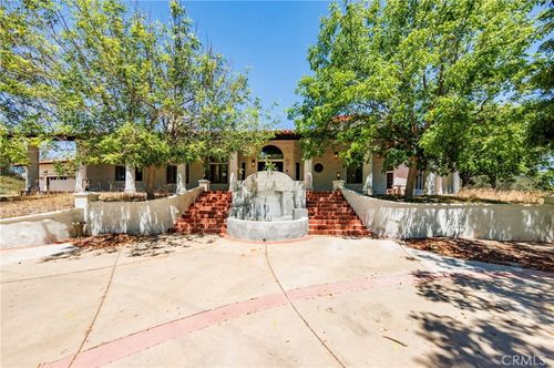 16515 Valley Ranch Rd, Canyon Country, CA, 91387-3657 | Card Image