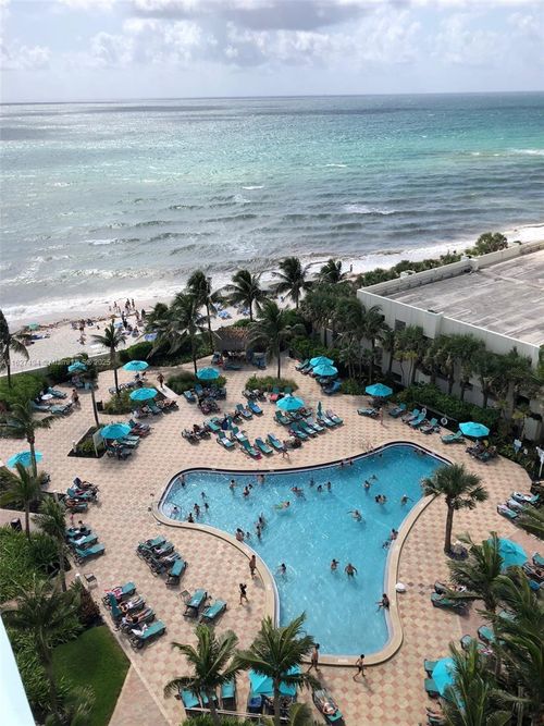 10h-3801 S Ocean Dr, Hollywood, FL, 33019-2928 | Card Image