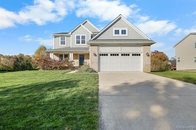 94 Blackberry Drive, Home with 4 bedrooms, 2 bathrooms and null parking in White Lake Twp MI | Image 1