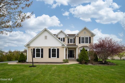 3 Skybrook Cir, Clifton Park, NY, 12065-1753 | Card Image