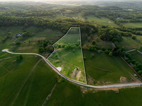 3305 Hanley Ln, Franklin, TN, 37069 | Card Image