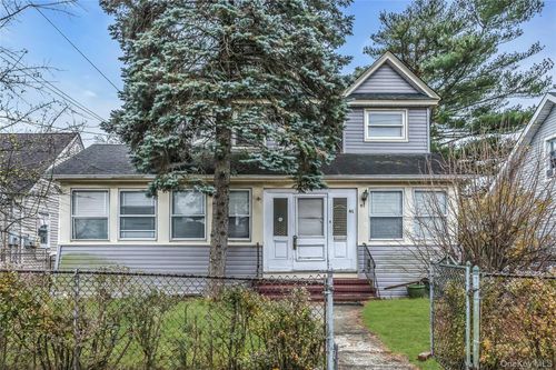 41 W Fulton Ave, Roosevelt, NY, 11575-2024 | Card Image