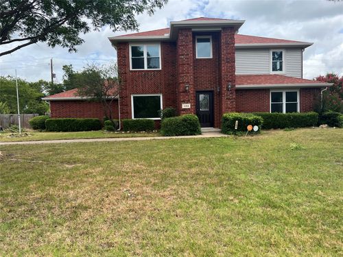 1204 Hillside Dr, Justin, TX, 76247-4270 | Card Image