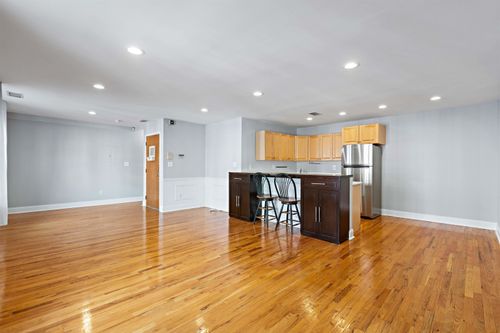 2-211-213 3rd St, Hoboken, NJ, 07030-3837 | Card Image