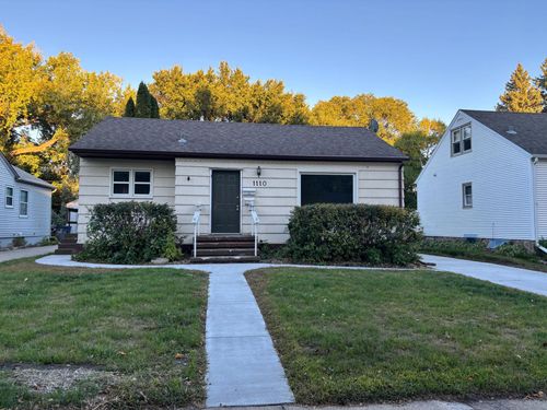 1110 12th St S, Moorhead, MN, 56560-3706 | Card Image