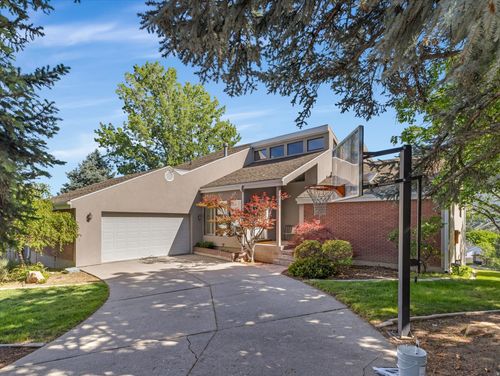 8903 S Cobblecrest Ln, Sandy, UT, 84093-2022 | Card Image
