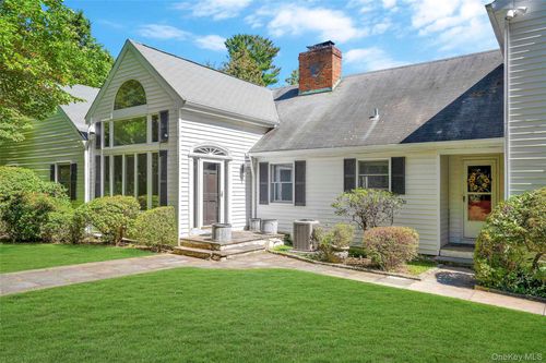 55 Winding Road Farm, Ardsley, NY, 10502-2714 | Card Image