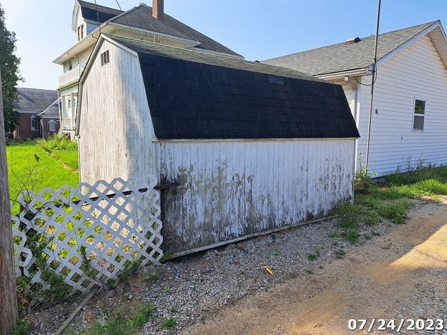 102 W Hackett St, House other with 4 bedrooms, 2 bathrooms and null parking in Carlisle IN | Image 6