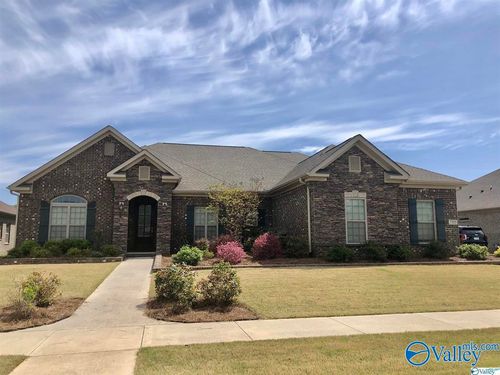 7505 Grayhawk Ct Se, Owens Cross Roads, AL, 35763-5721 | Card Image