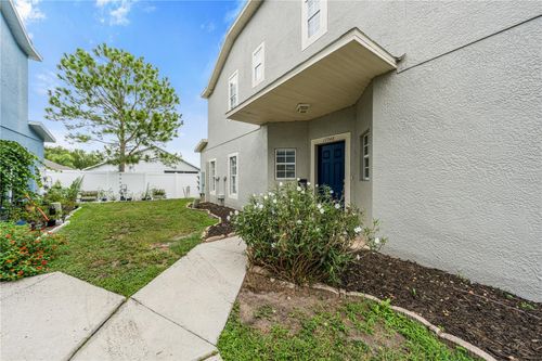 12948 Kings Crossing Dr, GIBSONTON, FL, 33534-3948 | Card Image