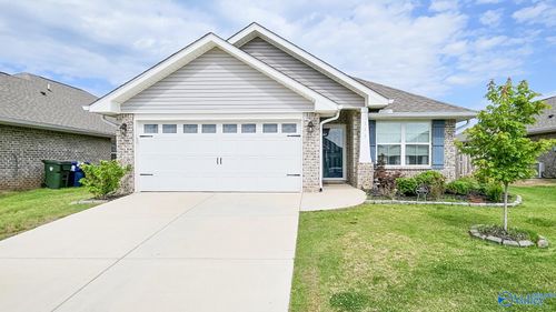 111 Ardsley Dr, Madison, AL, 35756-3725 | Card Image
