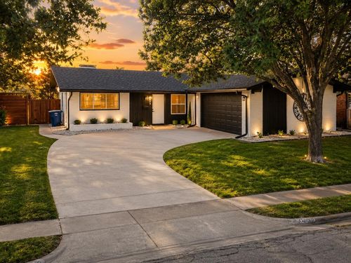 3332 High Lark Dr, Dallas, TX, 75234-2719 | Card Image