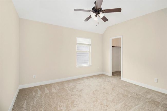 Secondary Bedrooms all have ample closet space | Image 27