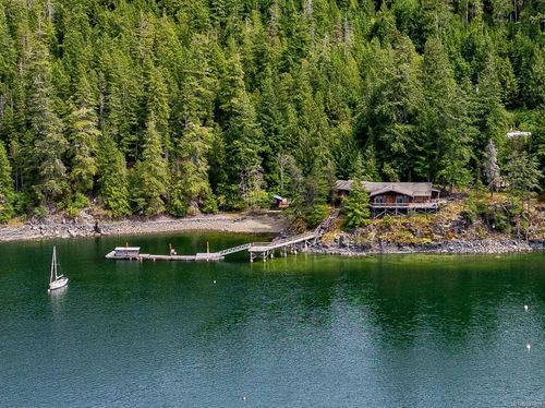1305 Gorge Harbour Rd, Cortes Island, BC, V0P1Z0 | Card Image