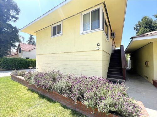 10 W Cypress Ave, Redlands, CA, 92373-5943 | Card Image