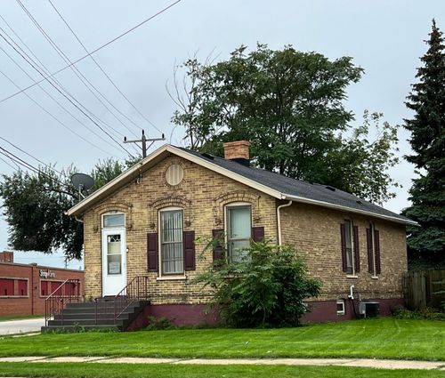 1601 Rapids Dr, RACINE, WI, 53404-2335 | Card Image