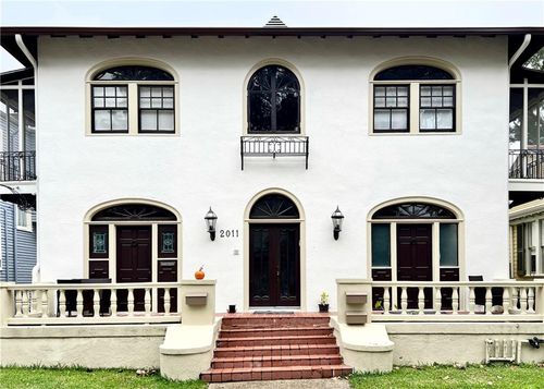 2a-2011 General Pershing St, New Orleans, LA, 70115-5477 | Card Image