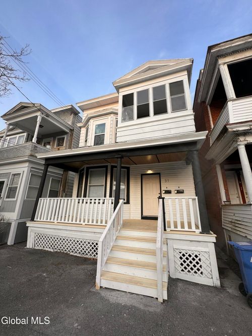 2-31 Bertha St, Albany, NY, 12209-2102 | Card Image