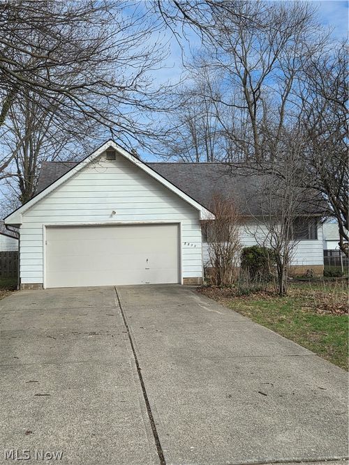 5933 Decker Road, North Olmsted, OH, 44070 | Card Image